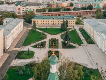 Центральная площадь Кремля